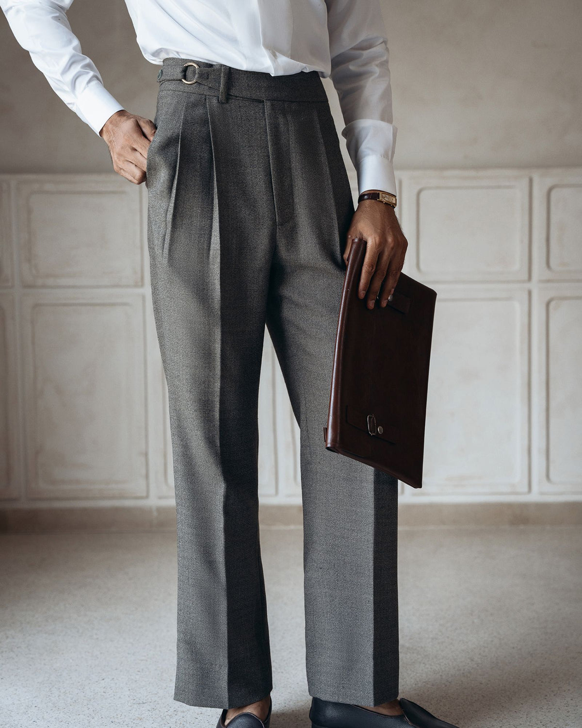 Capri Pleated Trouser